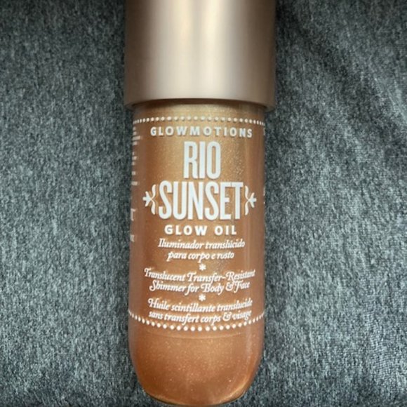 Sol de Janeiro Other - Sol de Janeiro Glowmotions Glow Body Oil, 2.5 fl oz, new unopened
